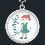 Colar Banhado A Prata Presente personalizado para professor de dança de<br><div class="desc">Design apresenta uma ilustração original de um dançarino de torneira de menina ruiva em uma fantasia teal de dança verde e calçados de torneira preta. Perfeito para o seu dançarino favorito, professor de dança, dono de estúdio ou coreógrafo. Não vê o que está procurando? Precisa de ajuda para a personalização?...</div>