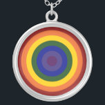 Colar Banhado A Prata Rainbow Bullseye<br><div class="desc">Círculos concentrados formam um arco-íris de cor. O círculo mais externo é vermelho, seguido de laranja, amarelo, verde, azul, índigo e terminando com violeta no centro. Celebre seu orgulho LGBT ou seu amor pelos arco-íris! Imagem de pixel 7500 x 7500 criada digitalmente. Copyright ©2011 Claire E. Skinner, Todos os direitos...</div>