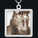 Colar Banhado A Prata Retrato de Cavalo III<br><div class="desc">Animais</div>