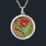 Colar Banhado A Prata Tulipa Amarela e Vermelha<br><div class="desc">Primavera Red Tulip,  contra uma rocha marrom no lago Arrohead. Foto de Sandy Closs. Páscoa,  floral,  flores vermelhas,  Primavera,  namorados,  dias de os namorados,  casamento,  casamentos,  Dias de os namorados</div>
