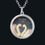 Colar Cisnes Brancas<br><div class="desc">Colar dos Cisnes Brancos Elegante</div>