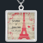 Colar de Aniversário da Torre Eiffel Vintage<br><div class="desc">Colares de Festa de casamento de Manutenção de Casamento - para alterar a cor de fundo - clique em personalizar - clique em editar - escolha a última ferramenta no menu suspenso e escolha entre uma das cores mostradas ou digite o código hexadecimal de rgb para sua cor de casamento...</div>