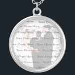 Colar De Casamento De Prata Rodada Personalizada D<br><div class="desc">Personalize este bonito colar para ter como favores de casamento na sua recepção de casamento ou para ter um como lembrança do seu dia especial. Este colar é também o presente perfeito para a noiva do chá de panela. Personalize adicionando sua foto.</div>