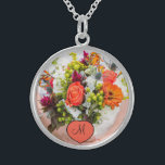 Colar De Prata Esterlina Buquê de casamento da noiva Monograma de Foto Keep<br><div class="desc">Personalize este design hoje! Este presente é perfeito para a expressão da ocasião especial.
 Venha ver nossa loja,  por todos os nossos designs legal.</div>