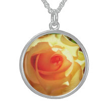 Colar da prata esterlina do rosa da luz amarela