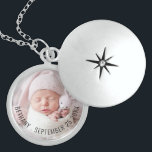Colar De Prata Esterlina Nome Simples da Foto do Bebê Data de Nascimento<br><div class="desc">Nome Simples da Foto do Bebê Data de Nascimento. Substitua facilmente a imagem da amostra pela sua e personalize o nome do seu bebê e a data de nascimento.</div>
