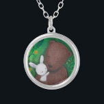 Colar do aniversário do amor da floresta do urso &<br><div class="desc">Urso & coelho muito loving caracterizados na colar bonita.  Presente maravilhoso para seu querido!  Pintura original por Mika art.</div>