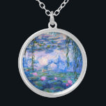 Colar dos lírios de água de Monet<br><div class="desc">Colar dos lírios de água de Monet. Pintura a óleo em canvas desde 1916. Monet pintou sua lagoa famosa do lírio de água obsessiva durante os anos finais de sua carreira, seleccionando a inspiração da luz do sol e seu efeito de deslocamento na água e as flores e a folha...</div>