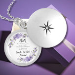 Colar Floral Roxo Com Nome Personalizado De Citaçã<br><div class="desc">Aceite o charme do nosso colar de cesta redonda de prata, uma peça que é tanto uma declaração de moda como uma marca pessoal. Adorado com sotaques florais roxos e a frase comovente, "Para o mundo você é uma pessoa, mas para mim, você é o mundo, " é personalizável com...</div>