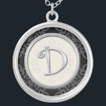 Colar inicial de prata personalizada do pendente::<br><div class="desc">Mostre seu orgulho em suas iniciais que vestem um pendente da letra do monograma. O design de prata à moda da inicial do monograma dos pendentes na moda da jóia criados exclusivamente adicionará um olhar elegante a seu vestuário. O pendente de prata inicial igualmente faz um presente memorável para toda...</div>