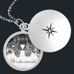 Colar Medalhão Casamento Damask Bridesmaid Keepsasacolace<br><div class="desc">Colares de Manutenção Escolha Término Dourado Prateado Prateado ou Personalizado Personalizado Único Silver Silver Silver!Colares de Festas de casamento de Presença de Natal - para alterar a cor de fundo - clique em personalizar - clique em editar - escolha a última ferramenta no menu suspenso e escolha entre uma das...</div>