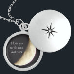Colar Medalhão Eu te amo à lua e à colar/locket traseiros<br><div class="desc">Colar bonita com uma imagem da lua que eu fotografei.</div>