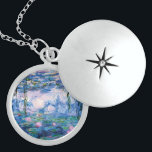 Colar Medalhão Lírios de água de Monet<br><div class="desc">Lírios de água de Monet.
Visite por favor minha loja para um design mais interessante e mais => bem escolhido zazzle.com/iwheels* da cor</div>