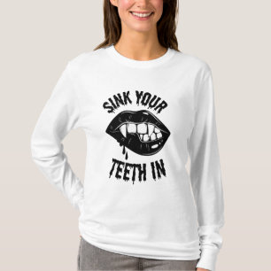 Coloque Os Dentes Na Camisa De Presas Vampiro