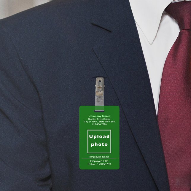 Com base em texto com foto do funcionário - crachá (Green company badge)