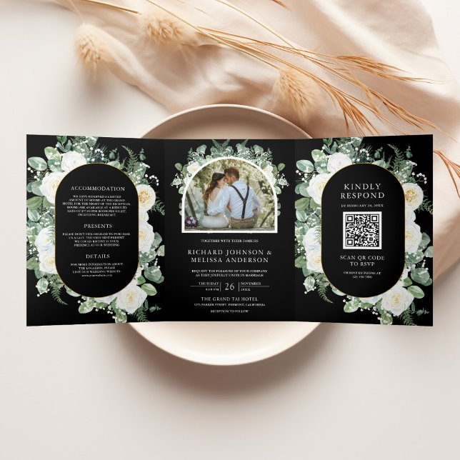 Com Dobra Tripla Convite de Casamento Código QR Preto Floral Marfim (Criador carregado)