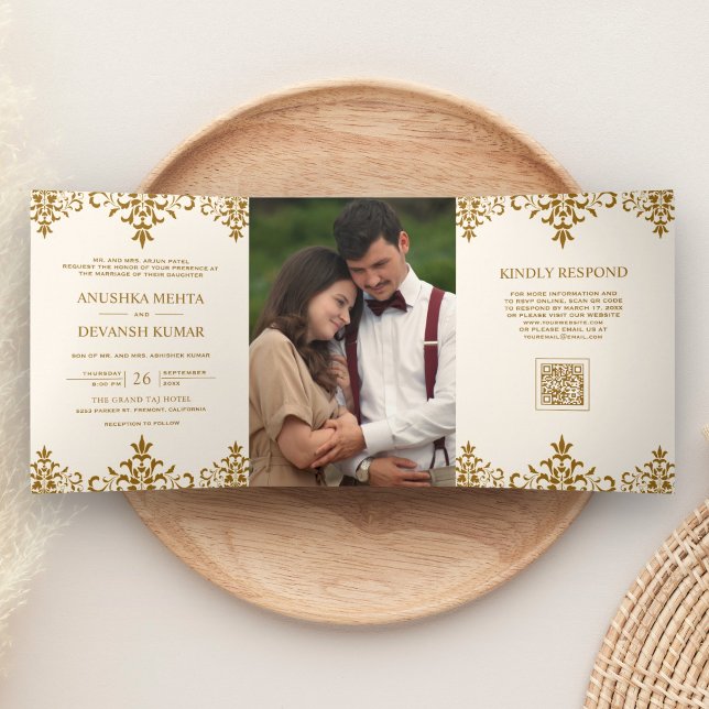 Com Dobra Tripla Convite de Casamento Indiano Código QR em Damask M (Criador carregado)