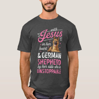 Com Jesus No Coração E Camisa De Pastor Alemão