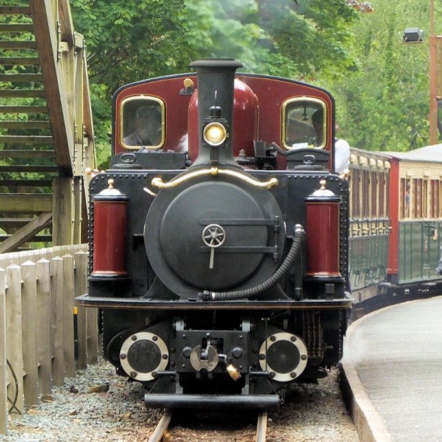 COMBOIOS DE VAPOR (Criador carregado)