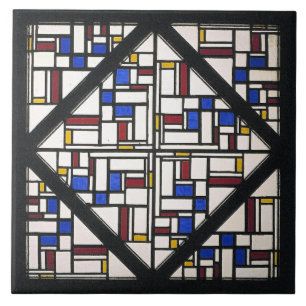 Composição com Janela com Vidro Colorido