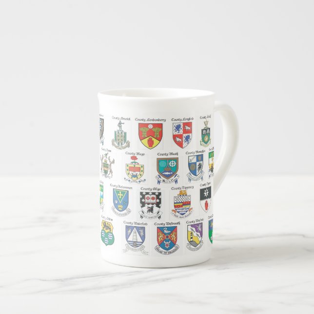 Condados da caneca de China de osso de Ireland (Frente Esquerda)