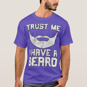 Confie em mim, tenho uma camisa clássica de barba