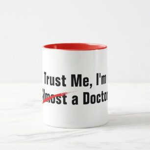 confie que eu mim é uma caneca engraçada da