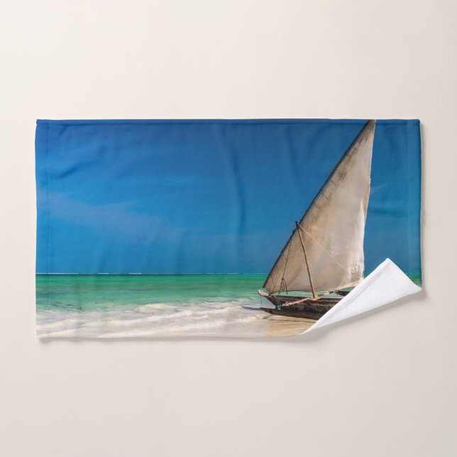 Conjunto De Toalhas Barcos de pesca tradicionais na praia (Toalha de mão)