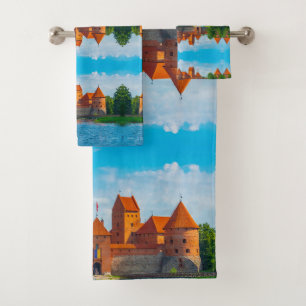 Conjunto De Toalhas Belo castelo medieval no Lago Azul