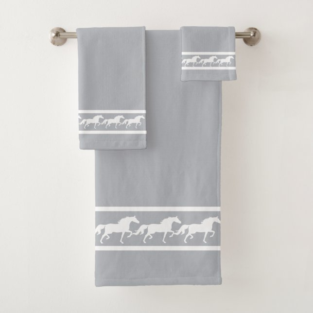 Conjunto De Toalhas Cavalos Brancos Elegantes e Chiques em Cinza Prate (Insitu)