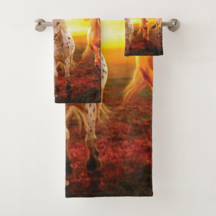 Conjunto De Toalhas Cavalos no travesseiro decorativo do pôr do sol
