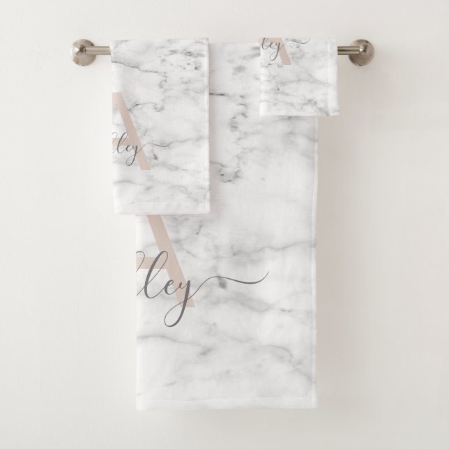 Conjunto De Toalhas Chic Blush White Marble Script Name Monogramo (Insitu)