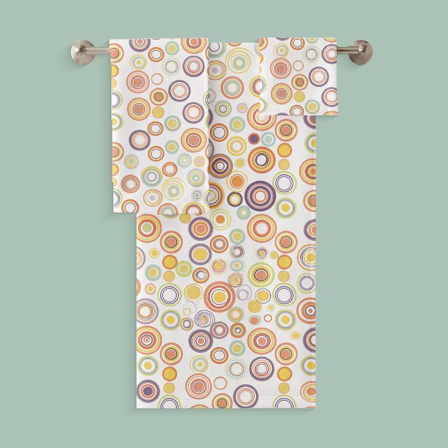 Conjunto De Toalhas Círculos de outono Retro (Retro Autumn Circles bath towel set. Bath towel, hand towel, and washcloth.)