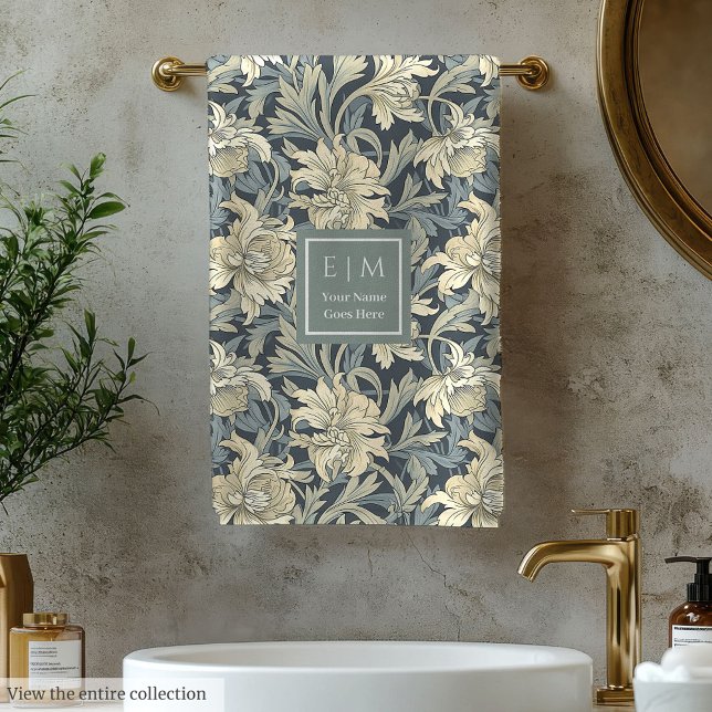 Conjunto De Toalhas Clássico William Morris Inspirou o Nome do Pastel  (Classic William Morris Inspired Soft Pastel Name Bath Towel Set)
