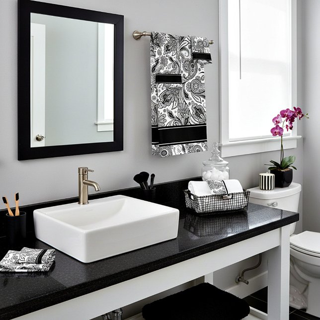 Conjunto de toalhas de banho preto e branco (Criador carregado)