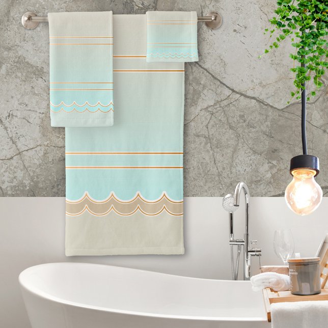 Conjunto de toalhas de praia de Turquesa Elegante (A beautiful striped bathroom towel set in soft turquoise and sandy beach colors)