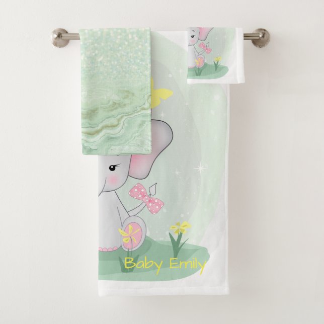 Conjunto De Toalhas Elefante de bebê bonito com arco rosa numa clareir (Insitu)