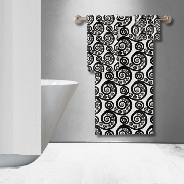 Conjunto De Toalhas Elegante Boho Preto Branco Folhas de Samambaia Bot (Elegant Boho Black White Botanical Fern Leaf Curls Bath Towel Set)