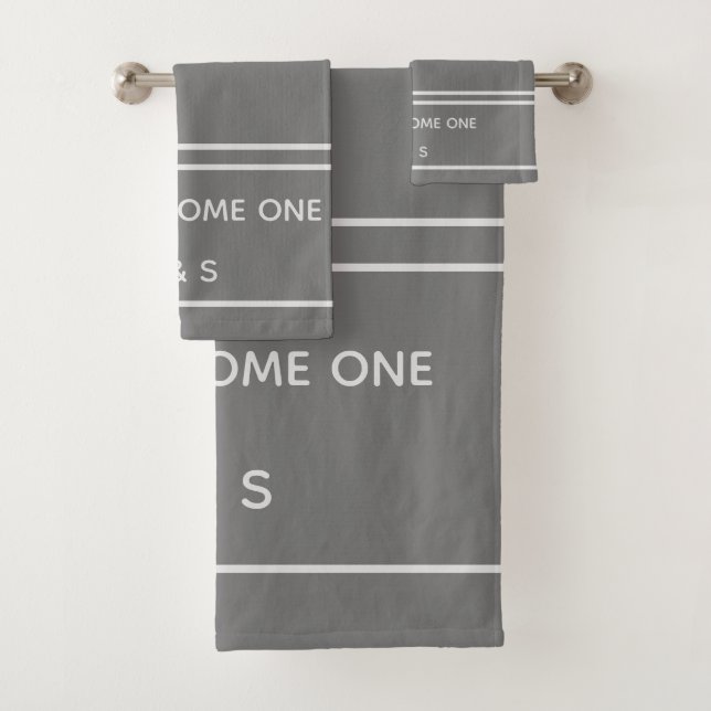 Conjunto De Toalhas Elegante Dois Torna-se Uma Cinza e Monograma Branc (Insitu)