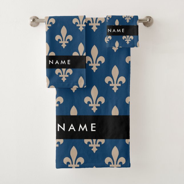 Conjunto De Toalhas Fleur de Lis, Beige on Navy Blue, Royal, Your Name (Insitu)