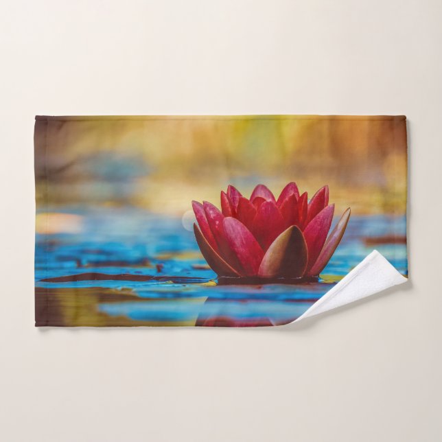 Conjunto De Toalhas Foto bonito de uma Flor de Lotus em um Pond (Toalha de mão)