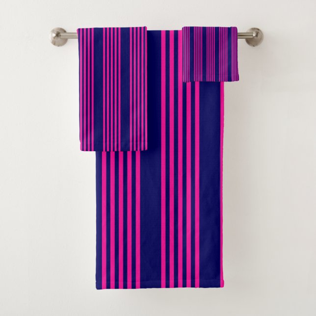 Conjunto De Toalhas Fuchsia e padrão de cinco faixas azul marinho (Insitu)
