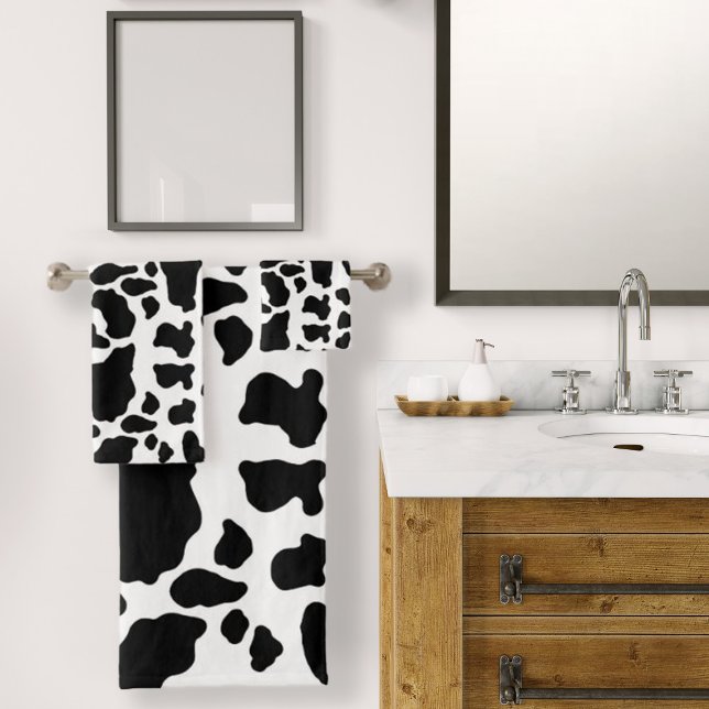 Conjunto De Toalhas Impressão de Vaca Preta e Branca (Black & White Cow Spots Animal Print Pattern Bath Towel Set by Looly Elzayat)
