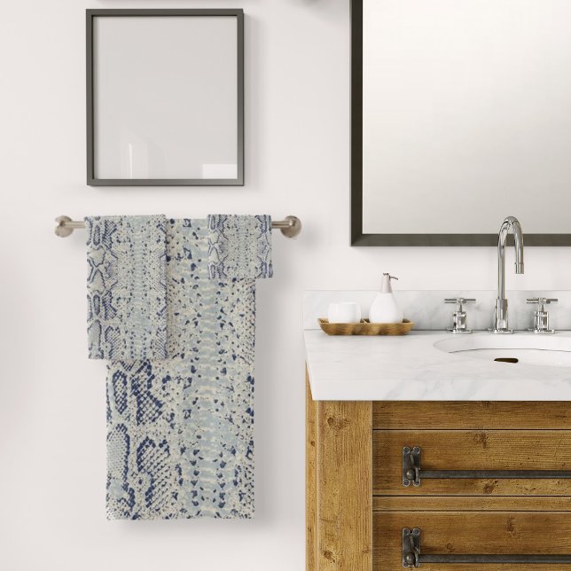 Conjunto De Toalhas Impressão em animais de cinza e Cobra azul (Grey and Blue Snake Skin Print Bath Towel Set by Looly Elzayat)