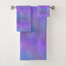 Linda Garota Glamour com Brilho Iridescente Roxo