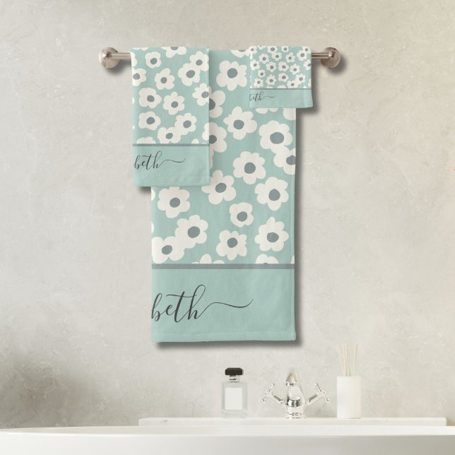 Conjunto De Toalhas Monograma de Roteiro Boho Verde Sage Branco Cinza  (Boho Mint Green White Gray Floral Wildflowers Bath Towel Set Monogrammed name)
