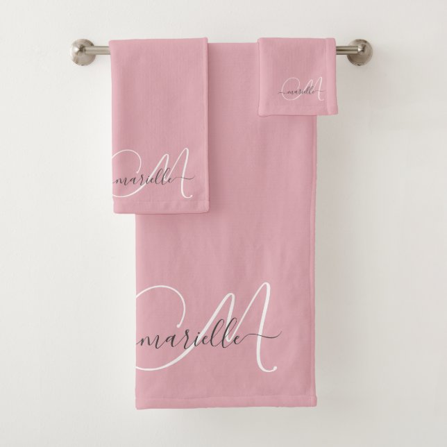 Conjunto De Toalhas Nome Elegante do Script de Monograma da Cinza Rosa (Insitu)