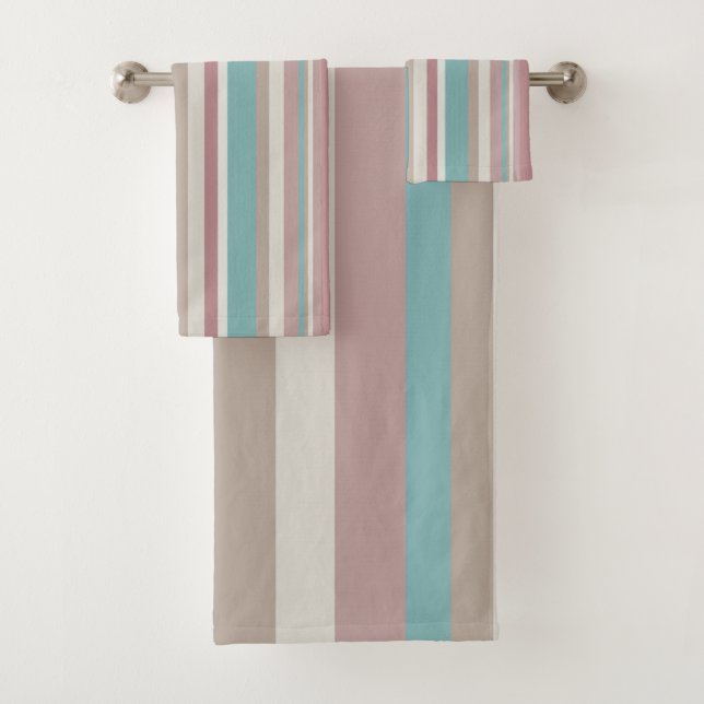 Conjunto De Toalhas Rosas claro e faixas azuis (Insitu)