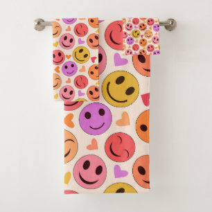 Conjunto De Toalhas Rostos felizes sorridentes coloridos com corações 