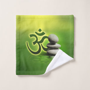 Conjunto De Toalhas Símbolo de OM com as pedras do zen no verde